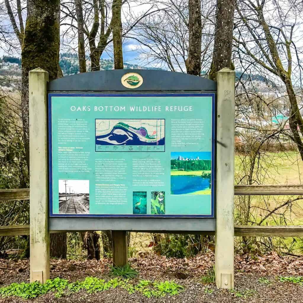 Entrance sign at Oaks Bottom Wildlife efuge